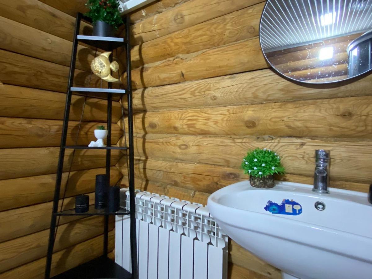Manor Kolsay Bed and Breakfast Saty Buitenkant foto