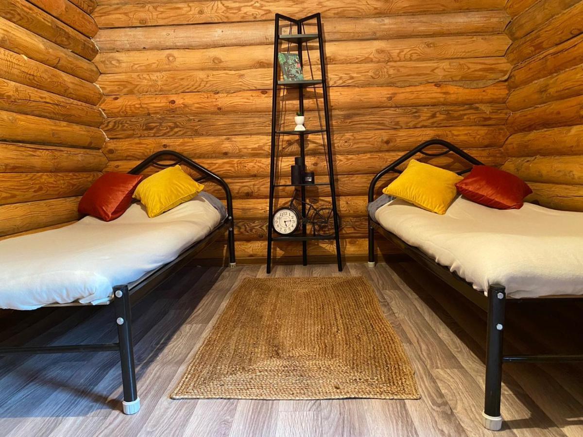 Manor Kolsay Bed and Breakfast Saty Buitenkant foto